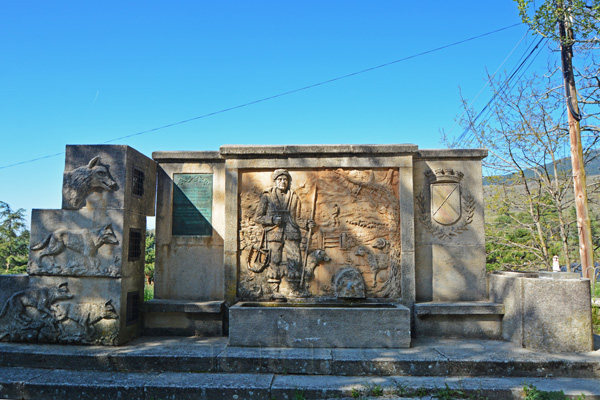 Fuente monumento al tio Francachela